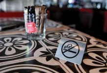 Αντικαπνιστικός Νόμος: Συνέντευξη με τον Λάμπρο Τσιάρα