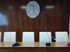 Αναβλήθηκε η συνεδρίαση του Δημοτικού Συμβουλίου για την εκπαίδευση, μετά τις αντιδράσεις της αντιπολίτευσης