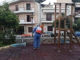 Απολυμάνθηκαν και λειτουργούν οι παιδικές χαρές στο δήμο