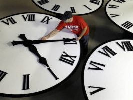 Την Κυριακή αλλάζει η ώρα, ίσως για τελευταία φορά