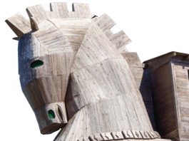 Πολιτική: Ιπποδρομία Δούρειων Ίππων