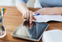 Πέρασε η πρόταση του Αλ. Σωτηρόπουλου στον Βύρωνα για αγορά tablet