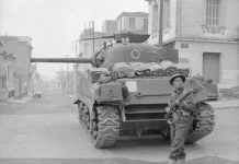 Βρετανικά τανκς στο Βύρωνα