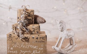 Παιχνίδια και γλυκά για τις Κοιν. Δομές Βύρωνα