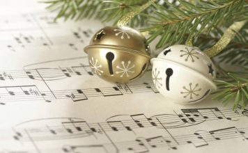 Χριστουγεννιάτικες μελωδίες στους δρόμους του Βύρωνα