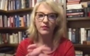 Ρένα Δούρου: Στον αέρα κρίσιμα έργα υποδομής στους Δήμους της Αττικής