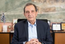 Δήμαρχος Βύρωνα: Έχω το θάρρος να κοιτάζομαι στον καθρέφτη