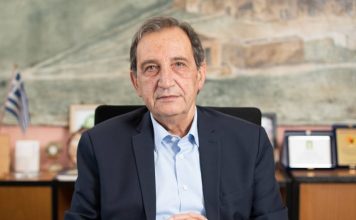 Δήμαρχος Βύρωνα: Έχω το θάρρος να κοιτάζομαι στον καθρέφτη