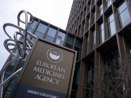 Le Monde: Tι δείχνουν τα χακαρισμένα mail του EMA για τα εμβόλια – Οι πιέσεις για έγκριση στην ΕΕ