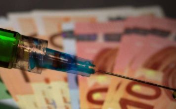 Ν. Μαριάς: Απόφαση σταθμός του ΔΕΕ: Καμία νομική ασυλία για τις πολυεθνικές των εμβολίων