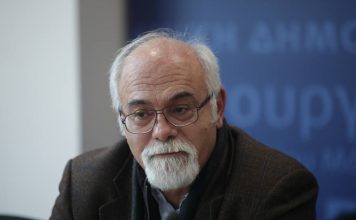 Συγκινεί με την πράξη του ο διευθυντής του σχολείου των Φυλακών Ανηλίκων Αυλώνα