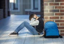 Άγριο bullying και ξυλοδαρμός μαθητή στην Ηλιούπολη