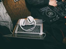 Πνευματικά δικαιώματα. Στο κενό οι διαπραγματεύσεις