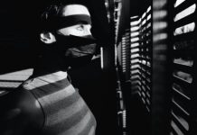 Η σοκαριστική εμμονή στον εγκλεισμό