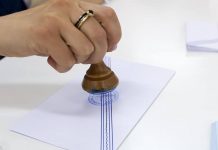 Εκλογές ίσως και το καλοκαίρι – Ο εμβολιασμός κρίνει την ημερομηνία