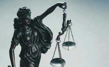 Η Δημοτική Αρχή Βύρωνα υπολογίζει σε μια χειραγωγούμενη Δικαιοσύνη;