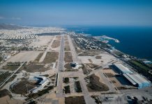 Στου Λάτση την ποδιά (ψευτο)σφάζονται παλικάρια