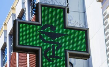 Έξαλλοι οι φαρμακοποιοί με τα τεστ κορωνοϊού