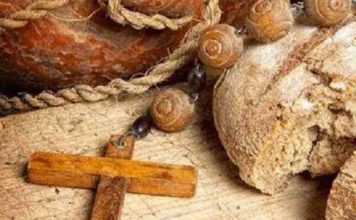 Σαρακοστή: άσκηση στο να ποθώ τα ουσιώδη