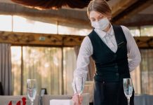 Εστίαση: Απρίλιο ανοίγουν εστιατόρια, καφετέριες – Μάρτιο το λιανεμπόριο