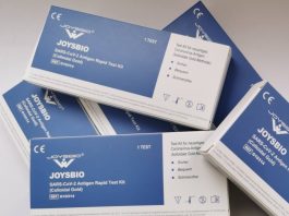 Ποια είναι η Swiss Med που πήρε ανάθεση 20 εκατ. ευρώ για προμήθεια rapid test