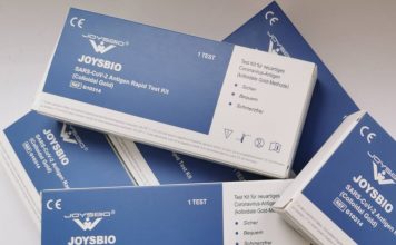 Ποια είναι η Swiss Med που πήρε ανάθεση 20 εκατ. ευρώ για προμήθεια rapid test