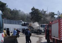 Φωτιά στο σταθμό μεταφόρτωσης ανακυκλώσιμων στον Βύρωνα