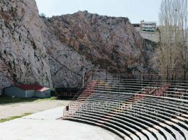 Στον αέρα ο χώρος του Θεάτρου Βράχων!