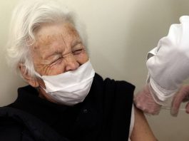 Κορωνοϊός: Αν μετά το εμβόλιο πονάτε σε τρία σημεία, καλέστε τον γιατρό σας