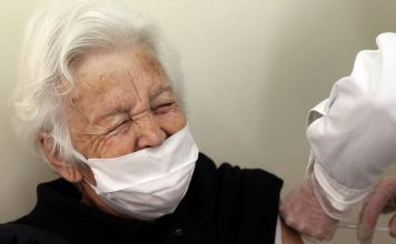 Κορωνοϊός: Αν μετά το εμβόλιο πονάτε σε τρία σημεία, καλέστε τον γιατρό σας