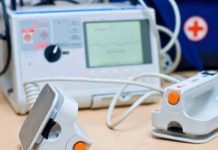 Ο Δήμος Βύρωνα προμηθεύεται απινιδωτές για όλους τους δημοτικούς χώρους άθλησης