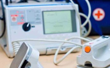 Ο Δήμος Βύρωνα προμηθεύεται απινιδωτές για όλους τους δημοτικούς χώρους άθλησης