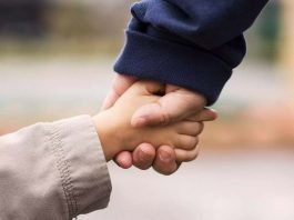 Ποιος είπε ότι πρέπει να είσαι ‘καλός’ γονιός??