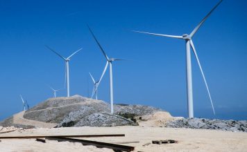 Τι υπάρχει πίσω από τις ανεμογεννήτριες; Μύθοι και αλήθειες