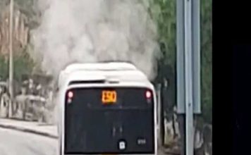 Πανεπιστημιούπολη Ζωγράφου: Φωτιά σε λεωφορείο