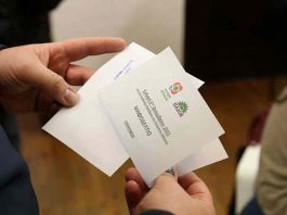 Eκλογές ΚΙΝΑΛ: Η πρωτιά Ανδρουλάκη, ο β’ γύρος και το «αποτύπωμα» της συμμετοχής