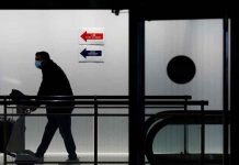 Σχετικά με την μετάλλαξη Όμικρον: Ηπιότερα τα συμπτώματα σε εμβολιασμένους και όσους νόσησαν