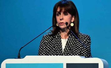 Σακελλαροπούλου για ενδοοικογενειακή βία