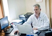 Ανάργυρος Μαριόλης: Ο «Καλύτερος Οικογενειακός Ιατρός» στον κόσμο