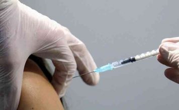 Η Όμικρον 2 επισπεύδει τις εξελίξεις: Πότε και με ποιο εμβόλιο θα κάνουν την 4η δόση όσοι ολοκλήρωσαν τις 3 πρώτες