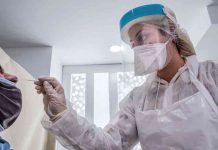 “Χαστούκι” από Euractiv: Οι Έλληνες είναι οι μόνοι στην Ευρώπη που πληρώνουν για PCR τεστ