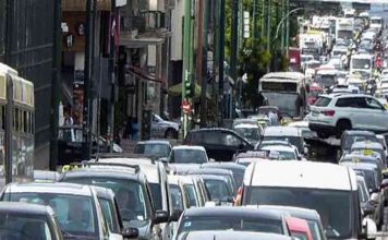 Ποιοι οδηγοί θα πρέπει να βάλουν το σήμα «Σ» στο πίσω παρμπρίζ