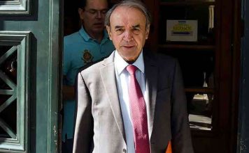 Πέθανε ο Δημήτρης Τσοβόλας