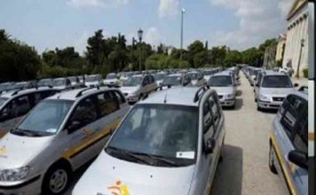 Ζητούν να μην απολυθούν οι νυν εργαζόμενοι αποτυχόντες του διαγωνισμού του ΑΣΕΠ για το «Βοήθεια στο Σπίτι»