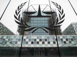 O Πούτιν είναι εγκληματίας πολέμου. Αλλά ποιος θα τον δικάσει;