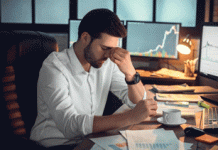 Έκθεση ΓΣΕΕ: Η ακρίβεια τσακίζει την αγοραστική δύναμη των εργαζομένων