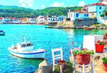 Επιδότηση διακοπών: Έρχεται Freedom Pass 150 – 300 ευρώ για ακτοπλοϊκά, ξενοδοχείο και εστιατόρια