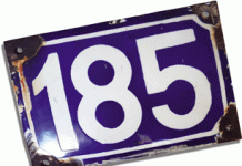 Η πινακίδα…