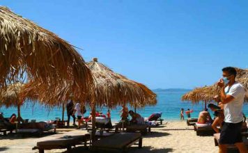 Η αλά Ελληνικά «Μεγάλη παραίτηση» των εργαζομένων στον τουρισμό