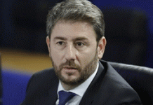 Ο Πρόεδρος του ΠΑΣΟΚ- ΚΙΝΑΛ Νίκος Ανδρουλάκης καταγγέλλει απόπειρα παρακολούθησης του κινητού του